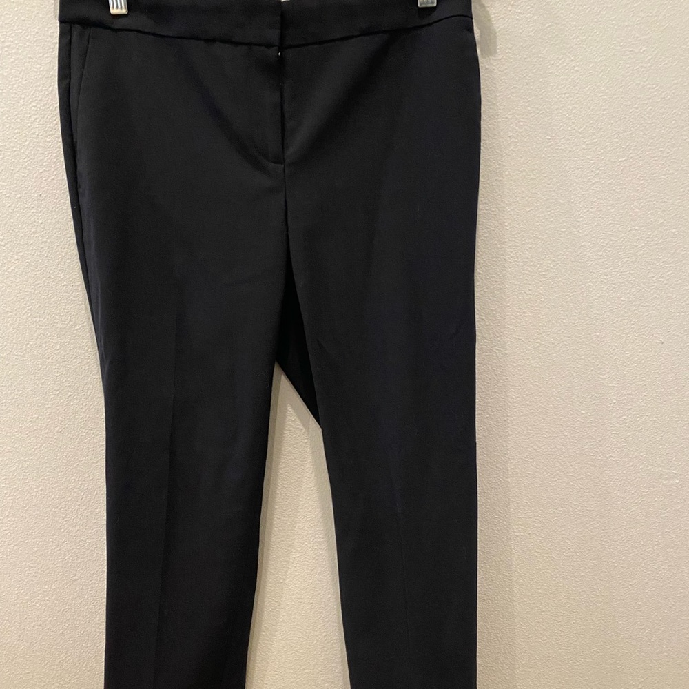 Ann Taylor. Black slacks. Size 4P